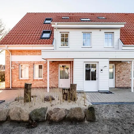 Haus Springflut 2 *