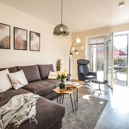 Haus Springflut 2 *